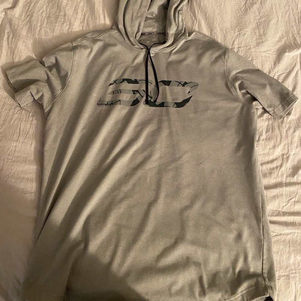 Steph curry x under armour hooded T-shirt